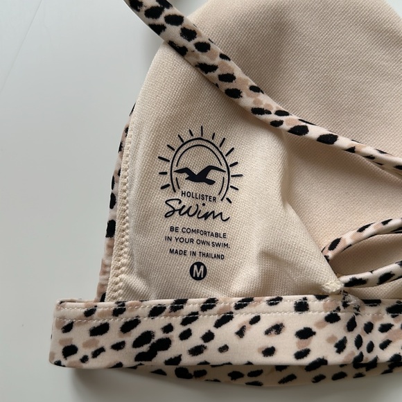 Hollister Polka Dot Triangle Bikini Top - Picture 5 of 5